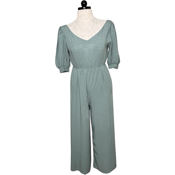 Sage Green Open Back Jumpsuit Sz Small - Picture 5 of 7